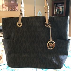 Michael Kors Jet Set Travel Tote